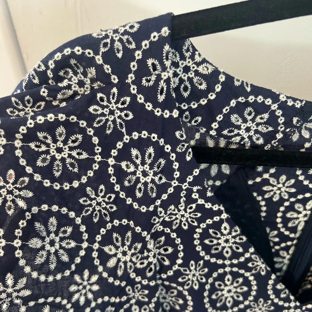 Shoshanna Danica Embroidered Floral Eyelet Lace Dress Navy Blue 10 - Picture 6 of 10